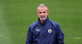 Fenerbahçe'de sağlık kontrolleri başladı
