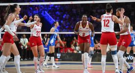 A Milli Kadın Voleybol Takımı, Çin'i 3-2 yendi